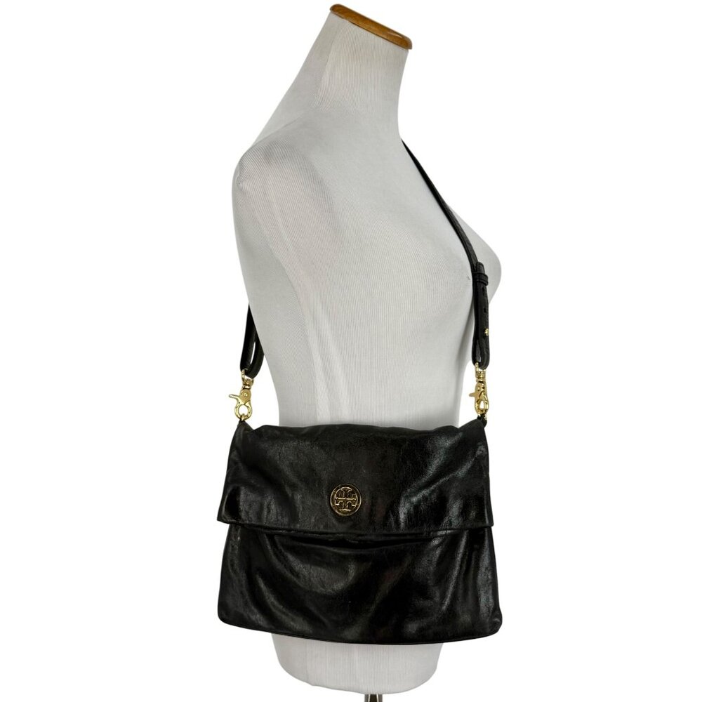 Tory Burch Black Leather Fold-Over Adjustable Strap Gold Tone Logo Crossbody Bag - Picture 3 of 16